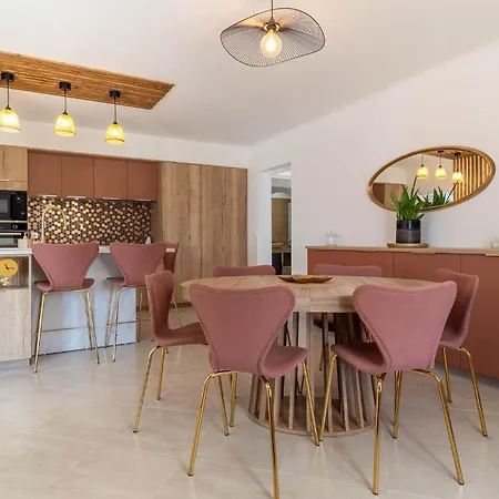 Holiday home Beautiful In With Wifi Marignane
